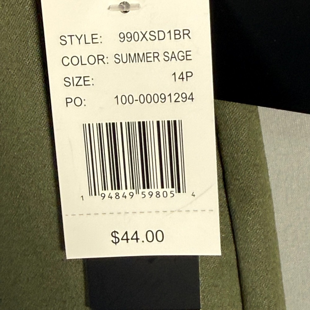 NWT Briggs Sage Green Pull on Elastic Waist Pants Petite 14P Cropped Comfort - Picture 4 of 11